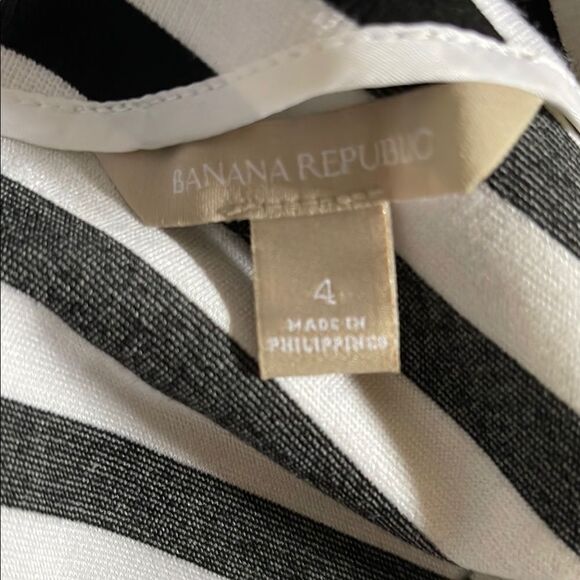 Banana Republic Black and White Striped Dress, Size 4 - Picture 5 of 7
